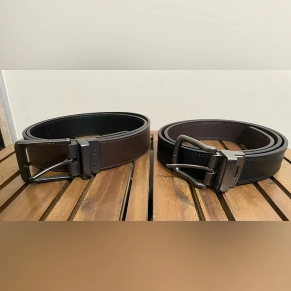 Set of 2 Levis Men’s Reversible Belts Black & Brown Leather Sz 38-40 EUC - Picture 1 of 16